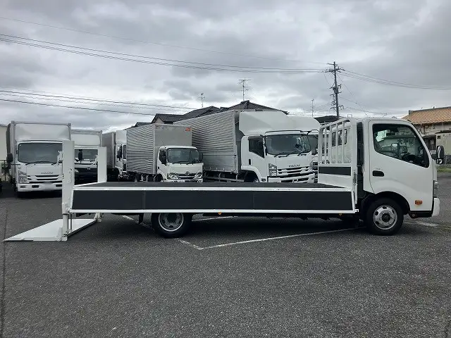 トヨタ ダイナ 小型 平ボディ パワーゲート 2RG-XZU722の中古トラック画像7