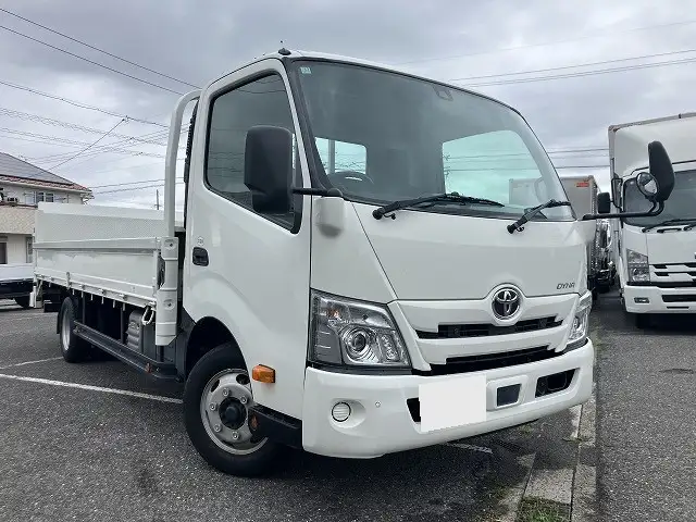 トヨタ ダイナ 小型 平ボディ パワーゲート 2RG-XZU722の中古トラック画像3