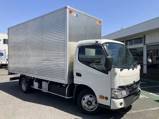 日野 デュトロ 小型 アルミバン サイドドア 2RG-XZU655Mの中古トラック画像2