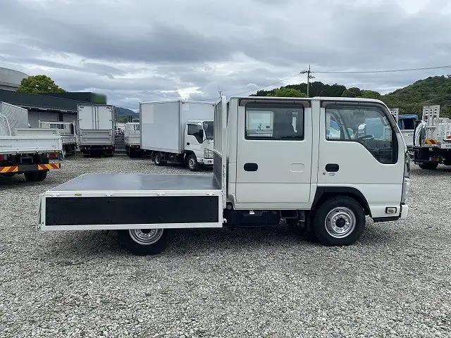 いすゞ エルフ 小型 平ボディ Wキャブ 床鉄板の中古トラック画像6