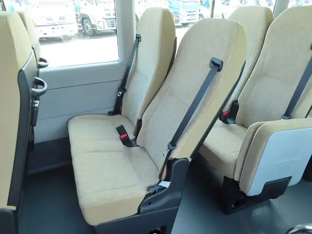 トヨタ コースター 小型 バス マイクロバス 2KG-GDB70の中古トラック画像14