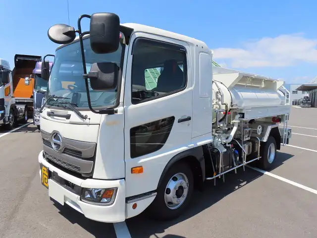 日野 レンジャー 中型/増トン タンク車 ローリー 2KG-FD2ABA｜画像1