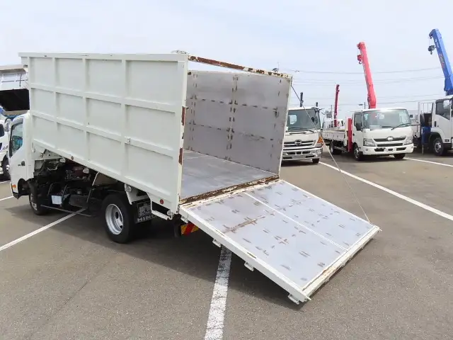 日野 デュトロ 小型 ダンプ 土砂禁 TKG-XZU775Mの中古トラック画像8