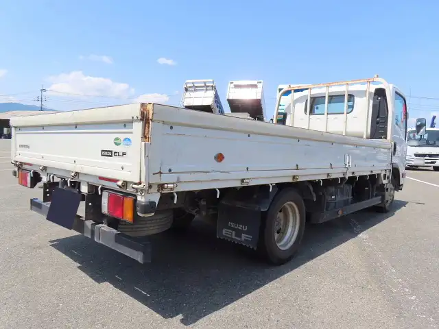 いすゞ エルフ 小型 平ボディ 床鉄板 TPG-NNR85ARの中古トラック画像4