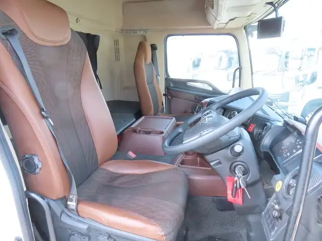 日野 プロフィア 大型 トラクター ハイルーフ 1デフの中古トラック画像11