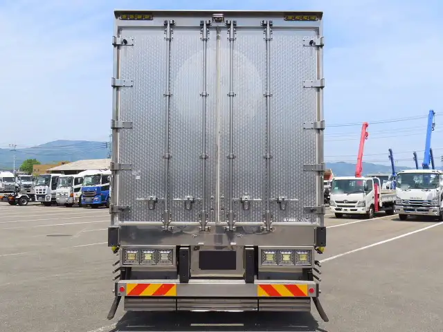 いすゞ ギガ 大型 冷凍冷蔵 冷凍ウイング 低温の中古トラック画像5