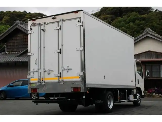 いすゞ エルフ 小型 冷凍冷蔵 低温 2室の中古トラック画像2