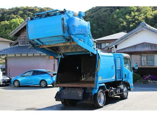 いすゞ エルフ 小型 パッカー車 巻き込み式 回転ダンプ式の中古トラック画像6