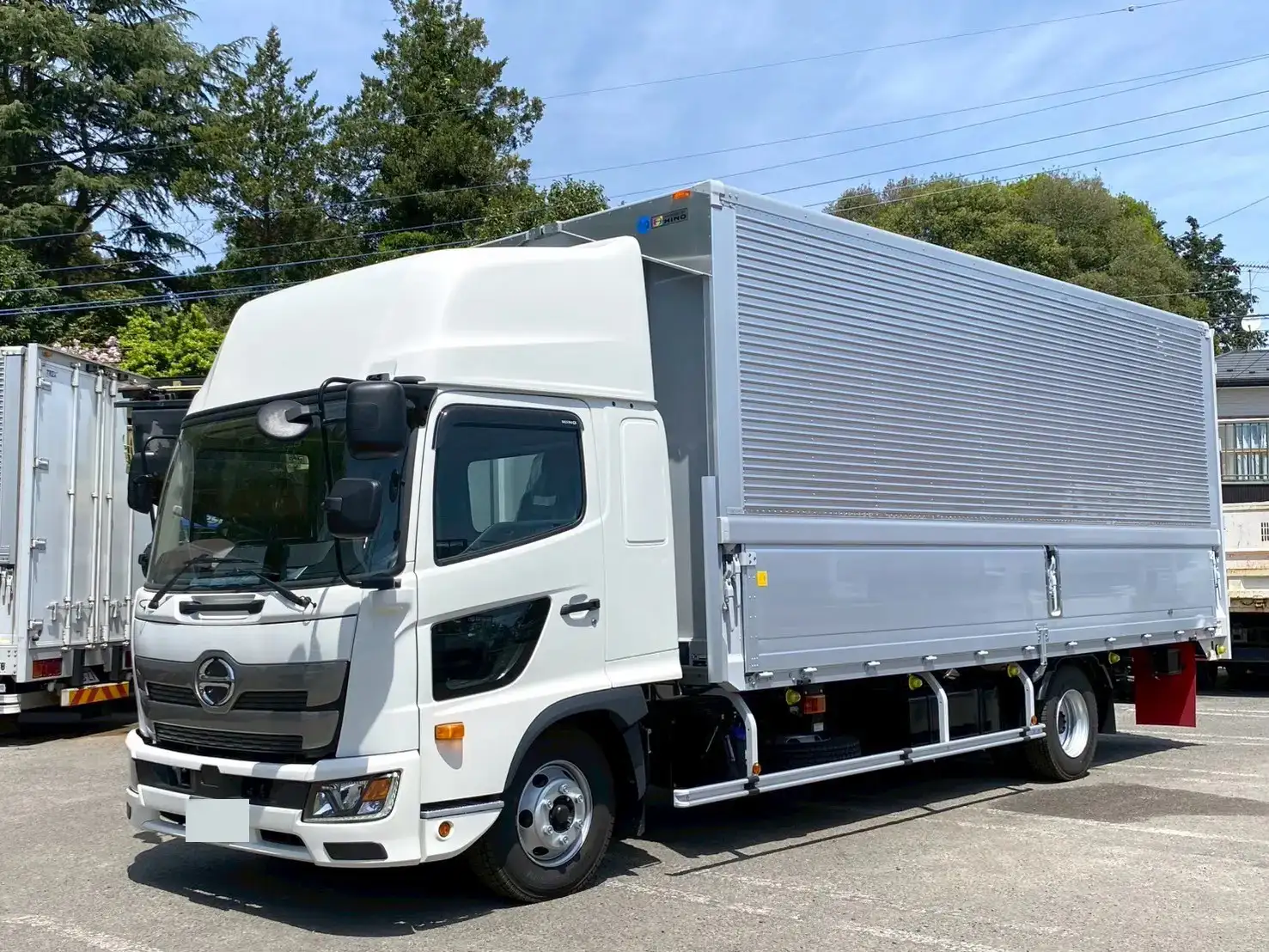 日野 レンジャー 中型/増トン ウイング エアサス ベッド｜画像1