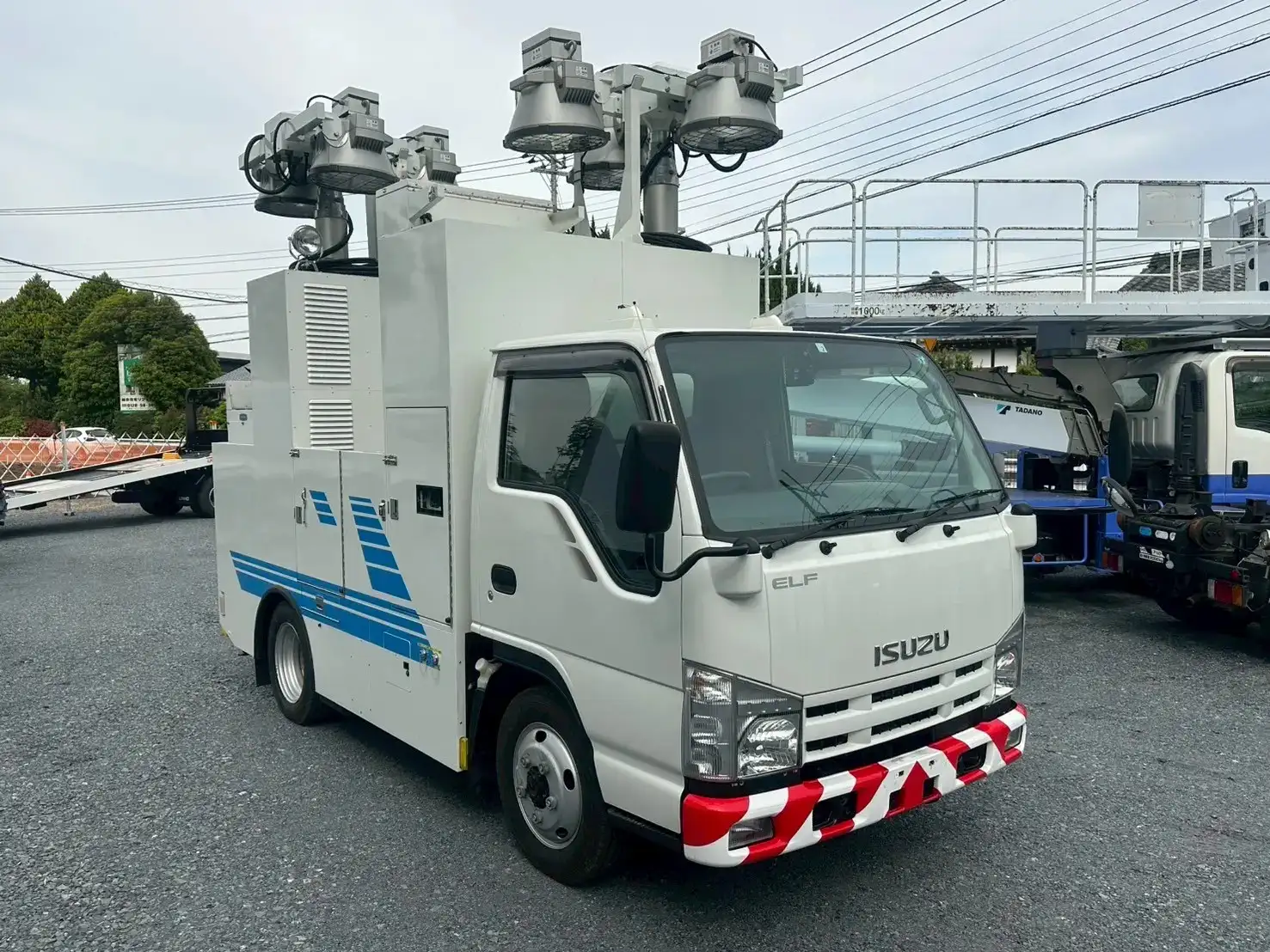 いすゞ エルフ 小型 特殊車両 BDG-NKS85AN H21の中古トラック画像2