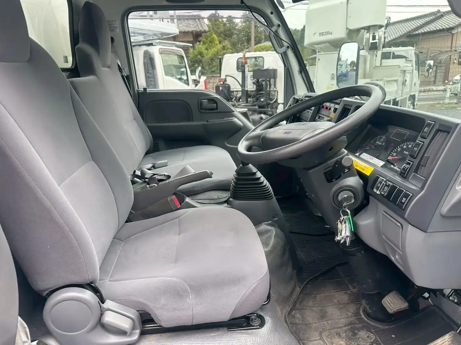 いすゞ エルフ 小型 特殊車両 BDG-NKS85AN H21の中古トラック画像12