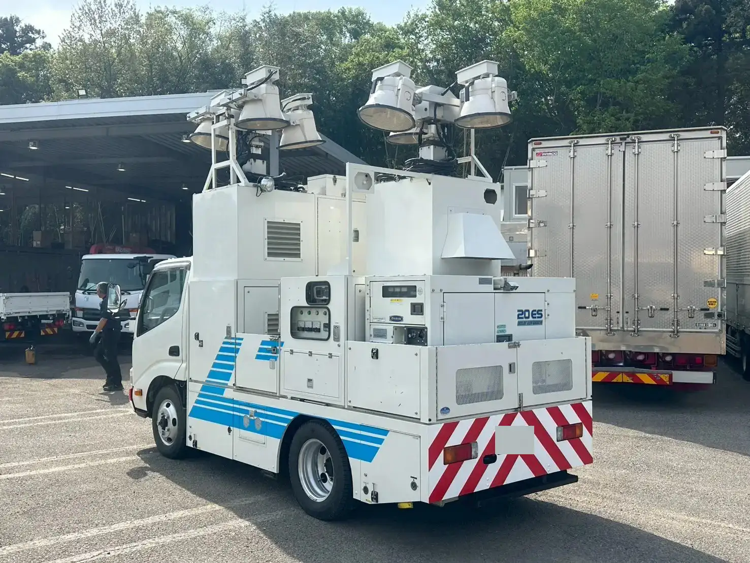 日野 デュトロ 小型 特殊車両 BDG-XZU368M H23の中古トラック画像5