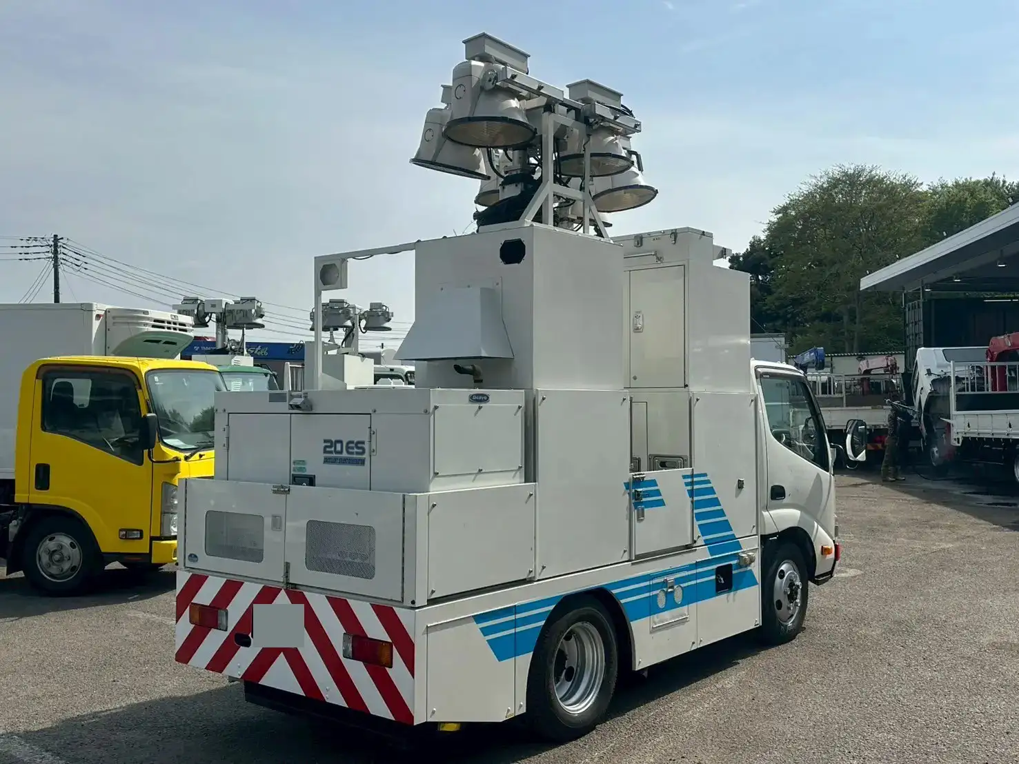日野 デュトロ 小型 特殊車両 BDG-XZU368M H23の中古トラック画像3