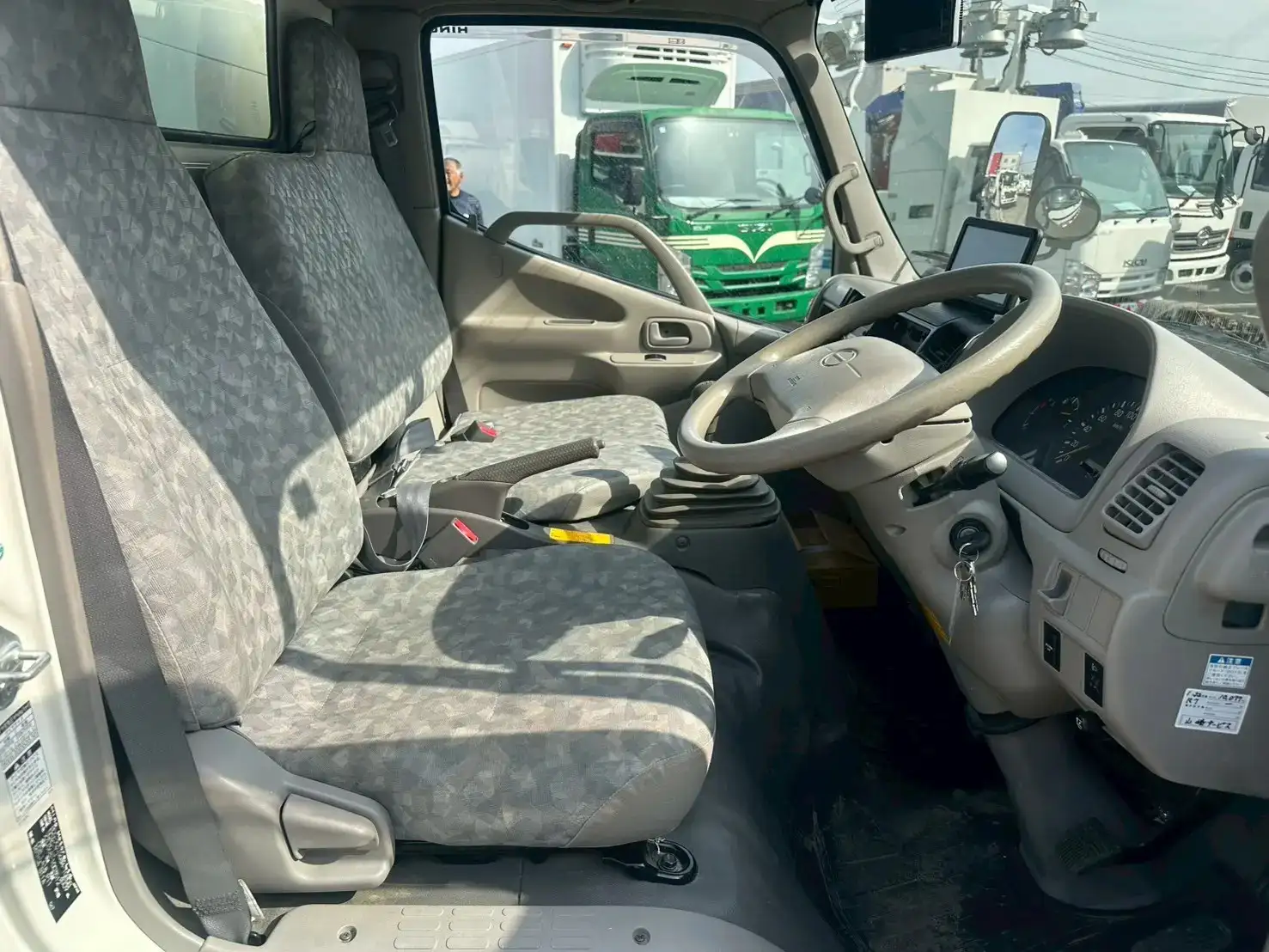 日野 デュトロ 小型 特殊車両 BDG-XZU368M H23の中古トラック画像12