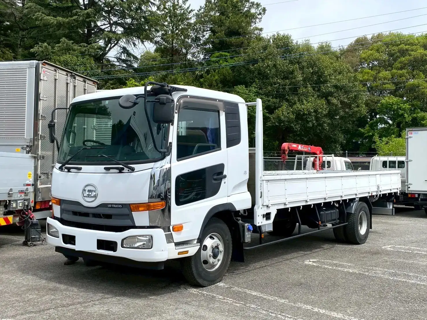 日産UD コンドル 中型/増トン 平ボディ ベッド TKG-MK38L｜画像1