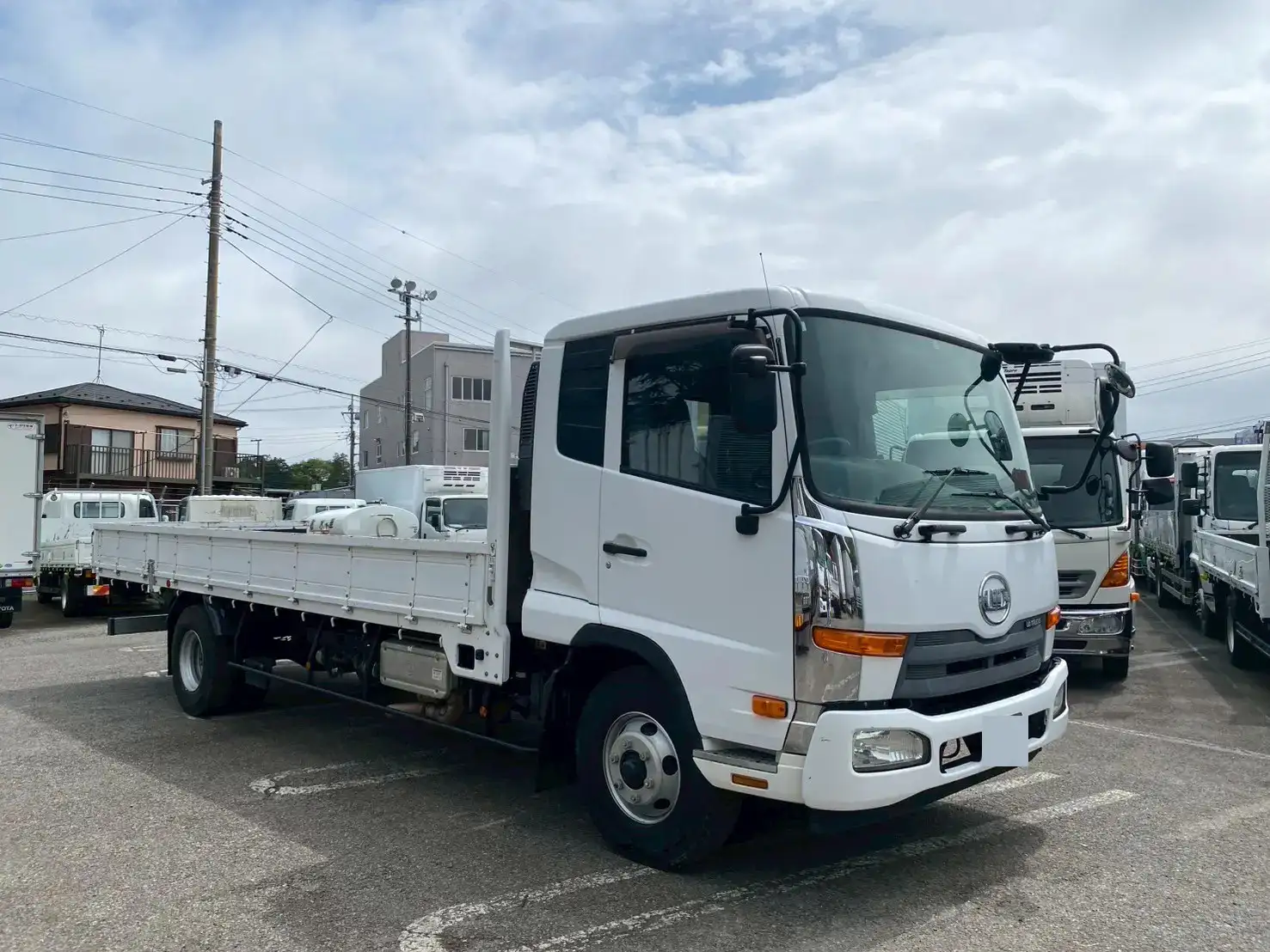 日産UD コンドル 中型/増トン 平ボディ ベッド TKG-MK38Lの中古トラック画像2