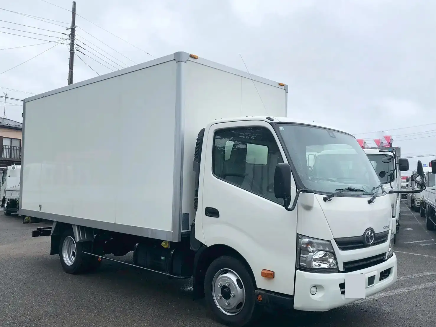 トヨタ トヨエース 小型 アルミバン サイドドア TKG-XZU710の中古トラック画像2
