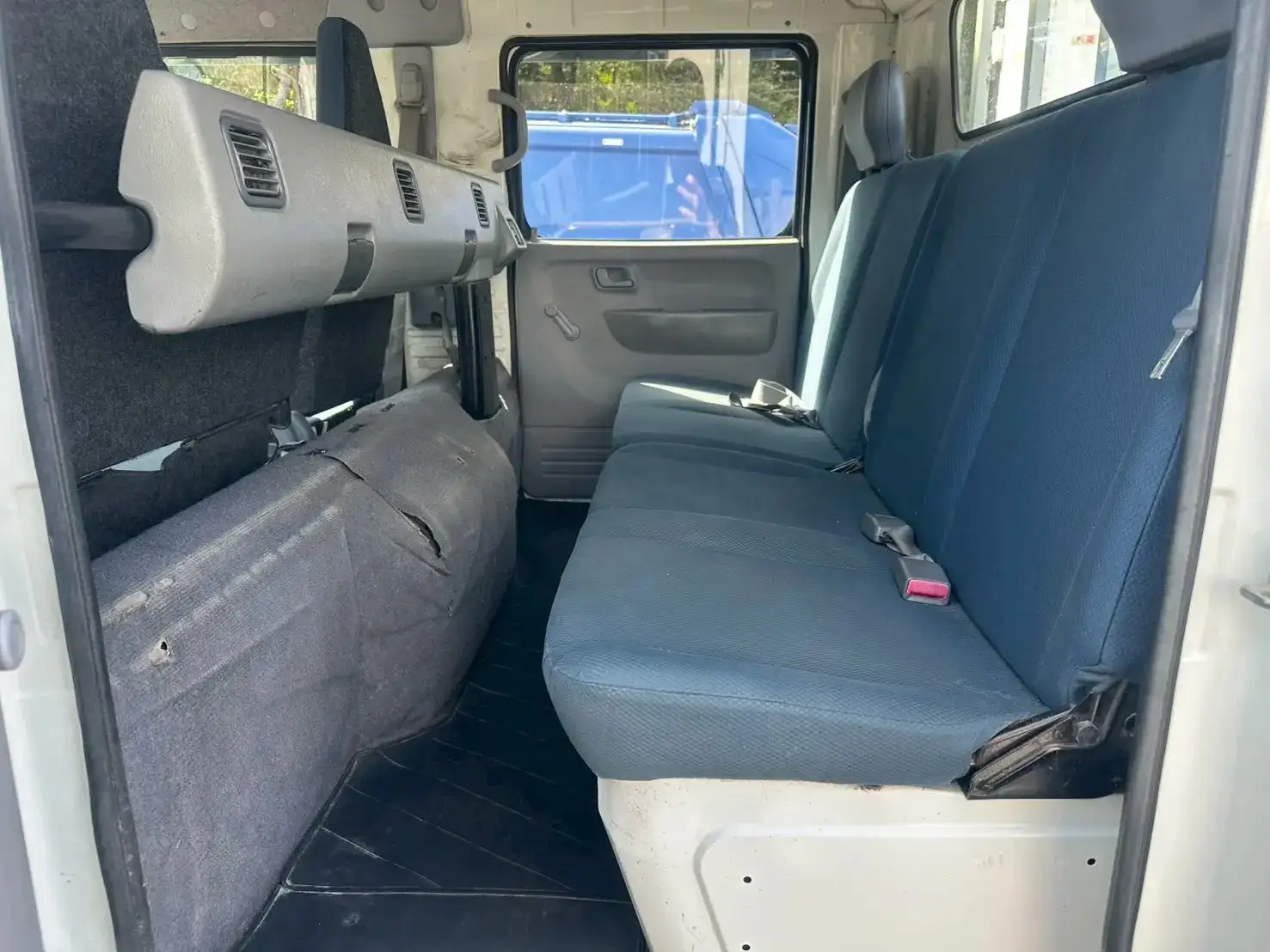 日産UD その他 小型 平ボディ Wキャブ TPG-FEB5Yの中古トラック画像13