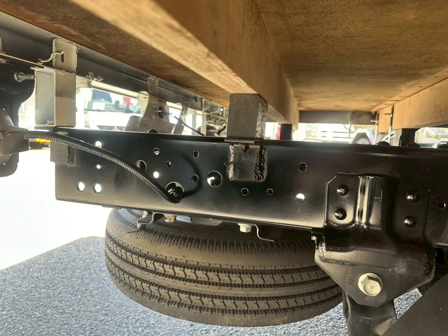 日野 デュトロ 小型 平ボディ Wキャブ 2RG-XZU605Mの中古トラック画像像17