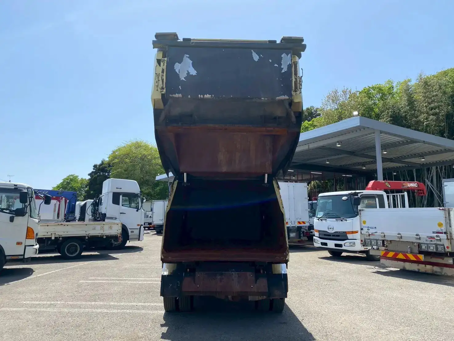 三菱 キャンター 小型 パッカー車 巻き込み式 回転ダンプ式の中古トラック画像6