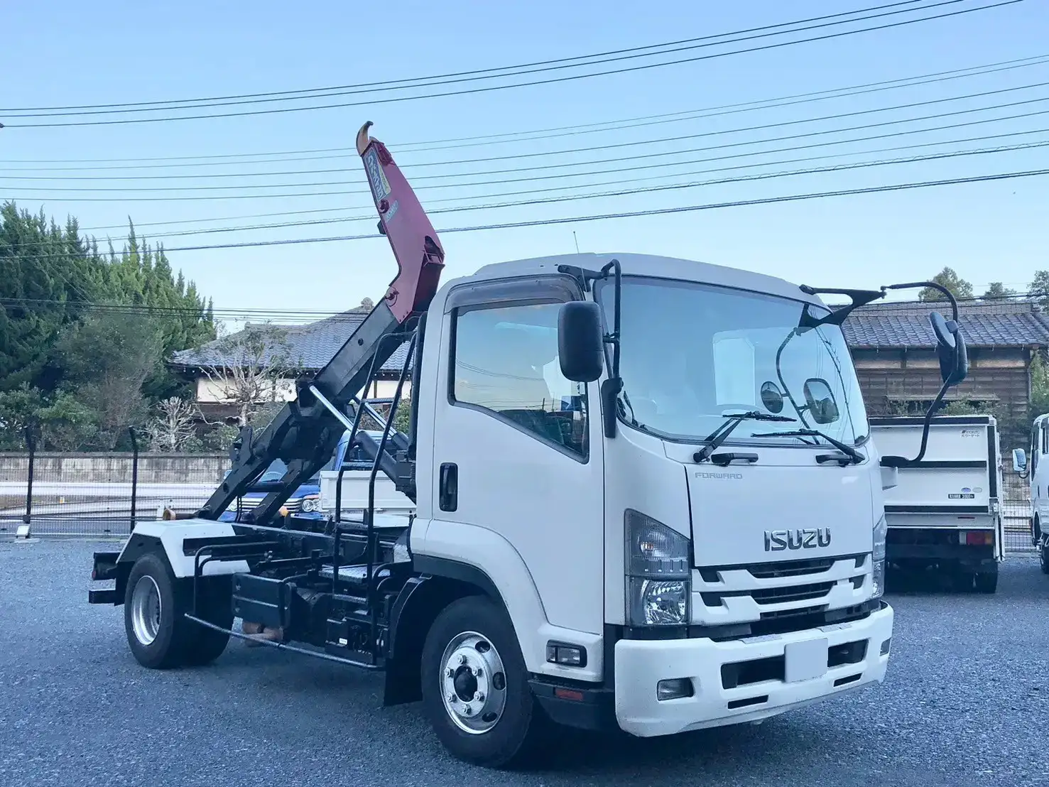 いすゞ フォワード 中型/増トン アームロール ツインホイスト 2RG-FRR90S2の中古トラック画像2