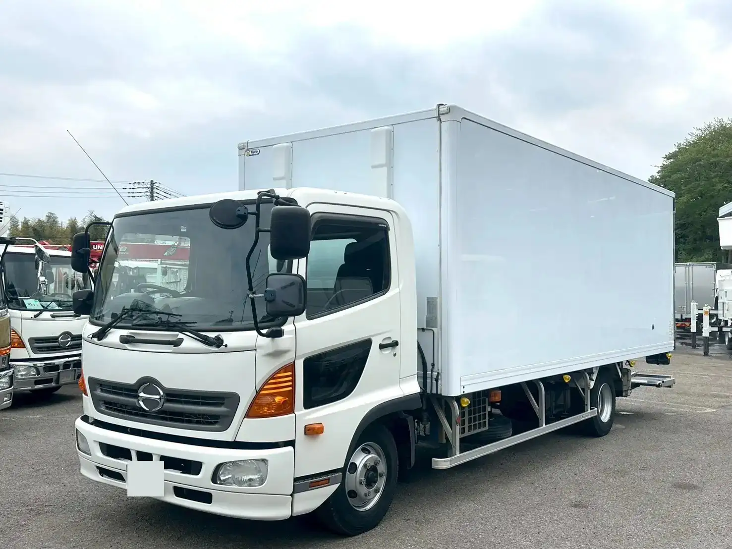 日野 レンジャー 中型/増トン 冷凍冷蔵 中温 パワーゲート｜画像1