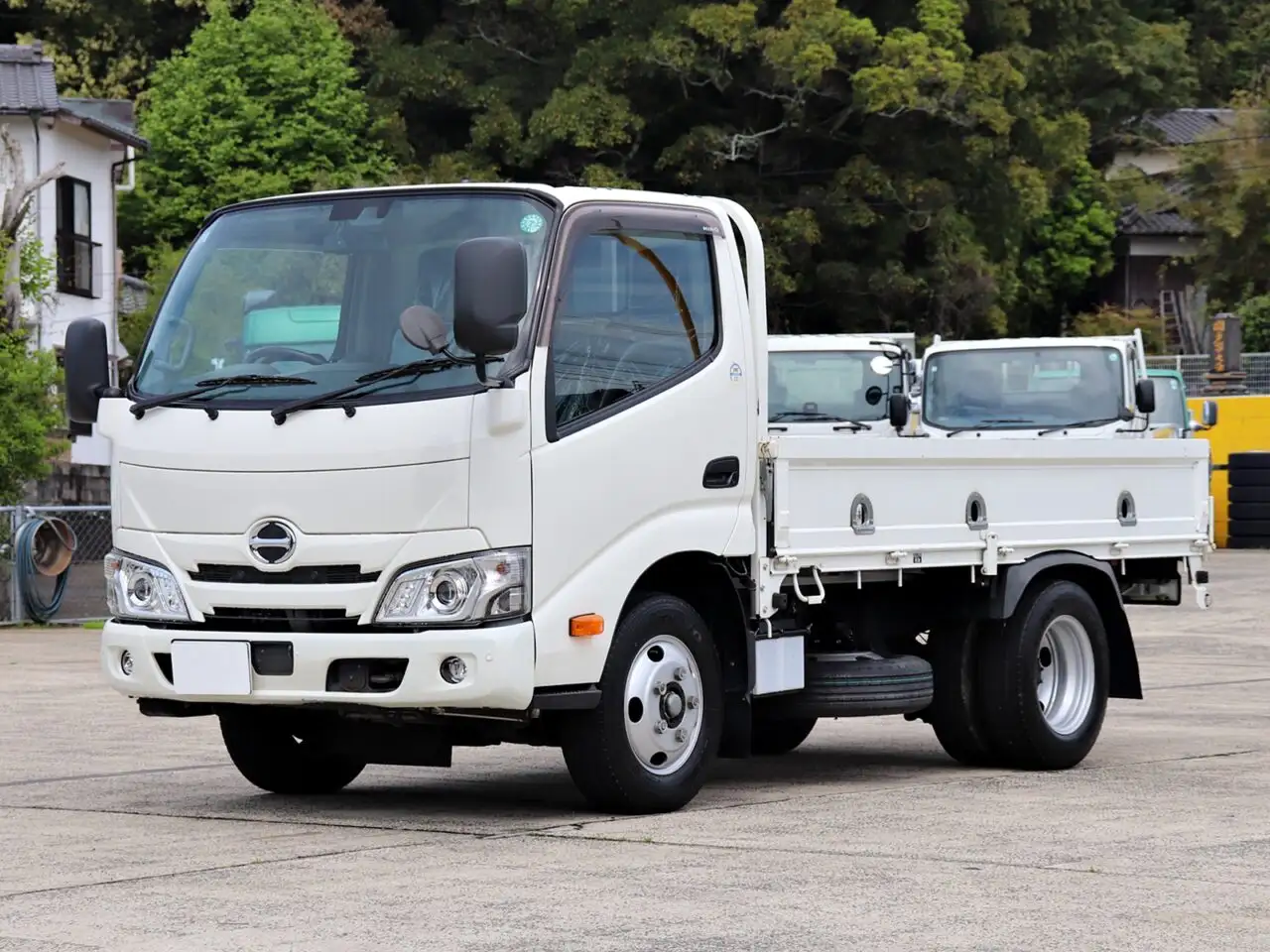 日野 デュトロ 小型 平ボディ 2RG-XZU605M R2｜画像1