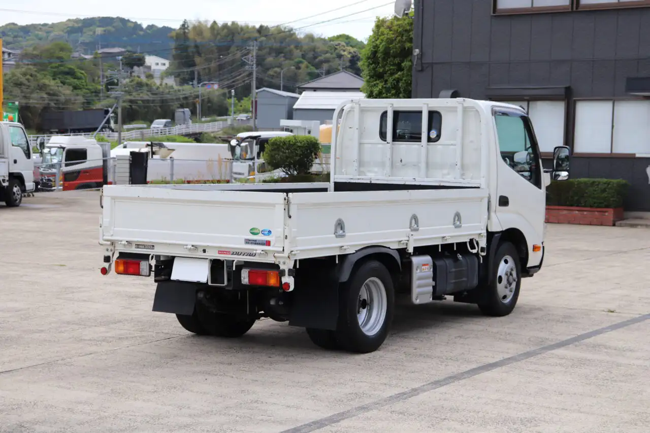 日野 デュトロ 小型 平ボディ 2RG-XZU605M R2の中古トラック画像4
