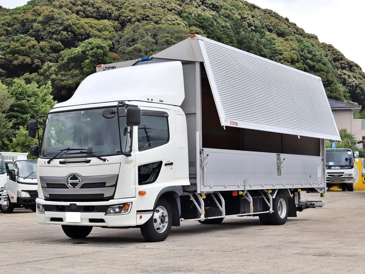 日野 レンジャー 中型/増トン ウイング パワーゲート ベッド｜画像1