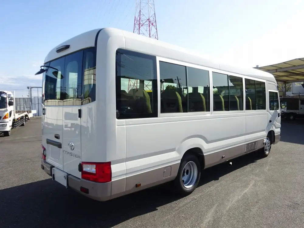 トヨタ コースター 小型 バス マイクロバス 2KG-GDB70の中古トラック画像4