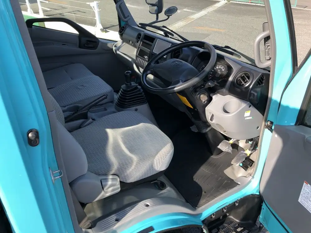 トヨタ ダイナ 小型 平ボディ SKG-XZU710 H24の中古トラック画像9