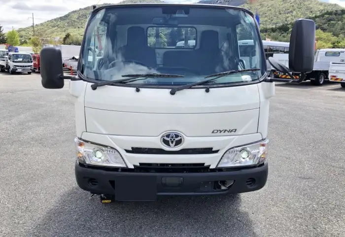 トヨタ ダイナ 小型 平ボディ 2KG-XZC605 R7の中古トラック画像2