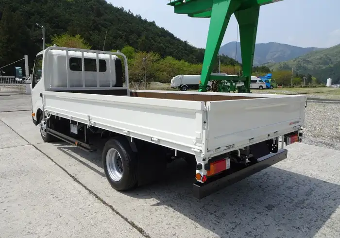 日野 デュトロ 小型 平ボディ 2KG-XZU712M R6の中古トラック画像6