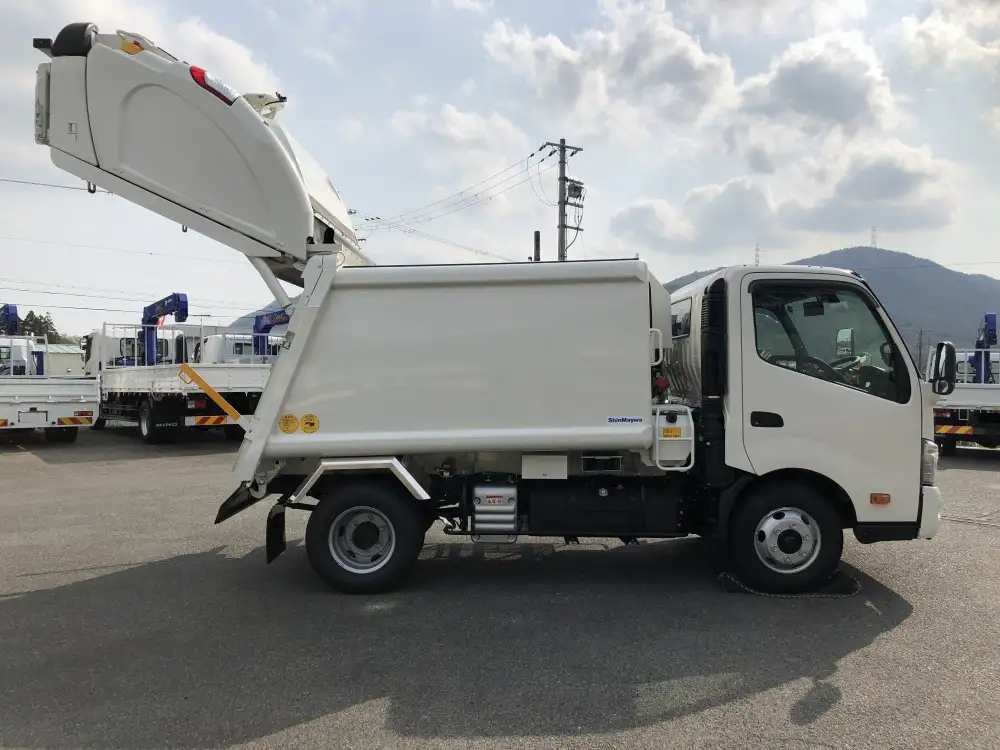 日野 デュトロ 小型 パッカー車 プレス式 2PG-XZU700Mの中古トラック画像2