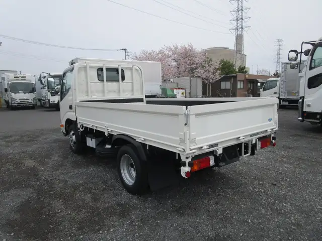 トヨタ ダイナ 小型 平ボディ 2KG-XZC605 R6の中古トラック画像6