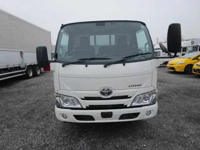 トヨタ ダイナ 小型 平ボディ 2RG-XZC605 R2の中古トラック画像2