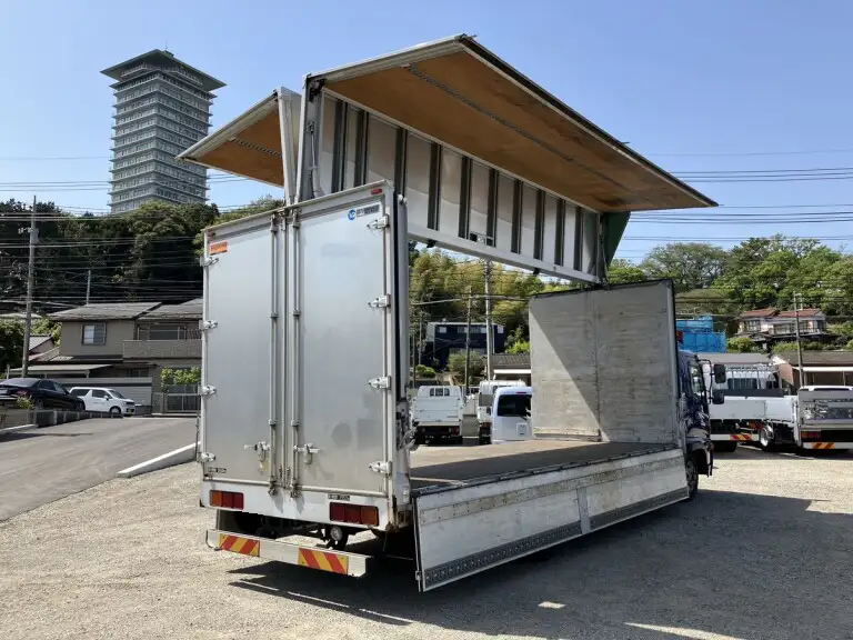 日野 レンジャー 中型/増トン ウイング エアサス ベッドの中古トラック画像8
