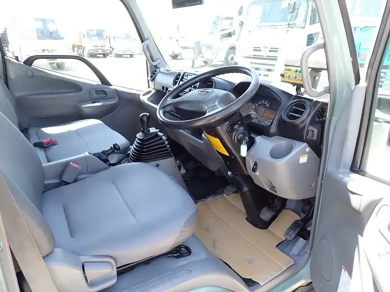 日野 デュトロ 小型 パッカー車 巻き込み式 回転ダンプ式の中古トラック画像11