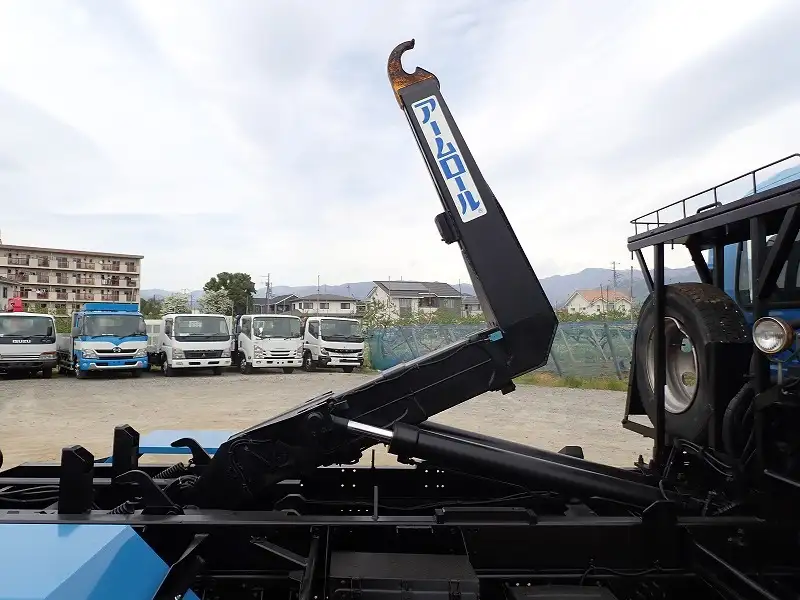 いすゞ フォワード 中型/増トン アームロール コンテナ付き ツインホイストの中古トラック画像9