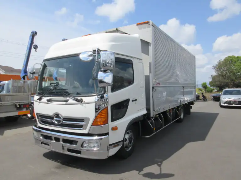 日野 レンジャー 中型/増トン ウイング パワーゲート エアサスの中古トラック画像1