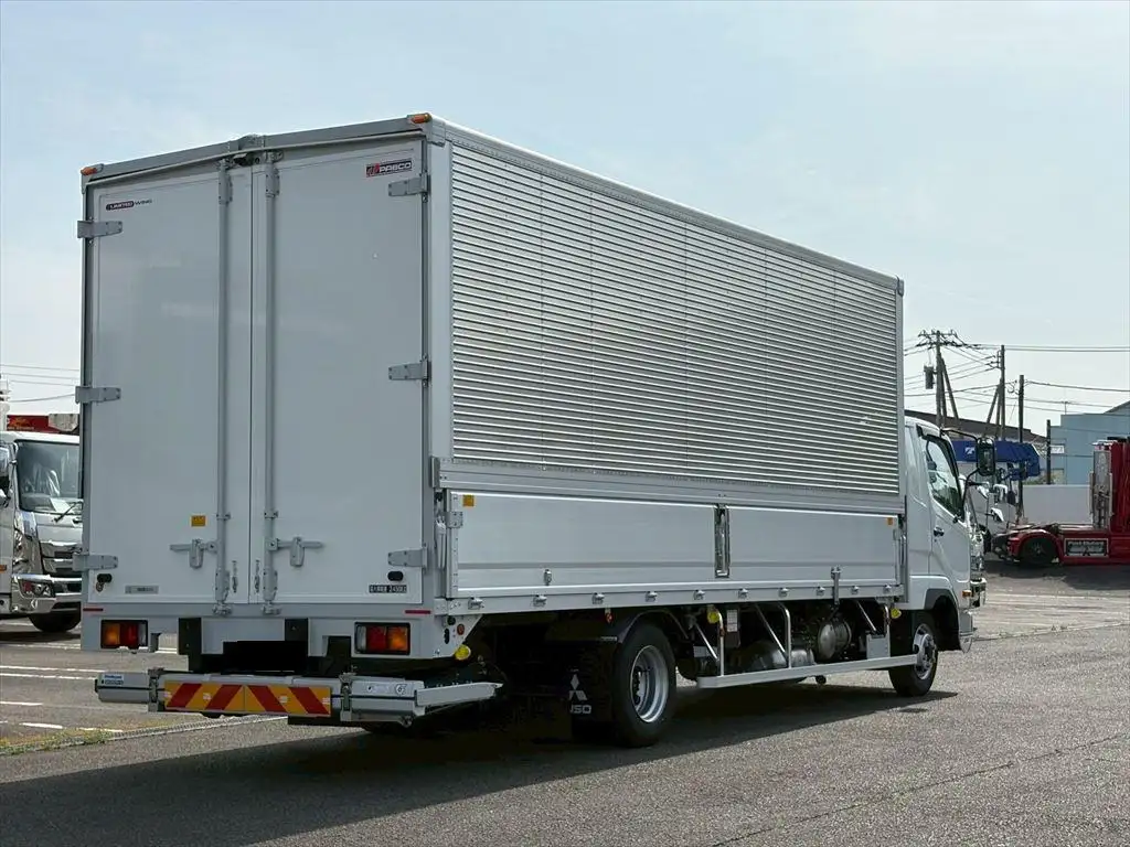 三菱 ファイター 中型/増トン ウイング パワーゲート エアサスの中古トラック画像3