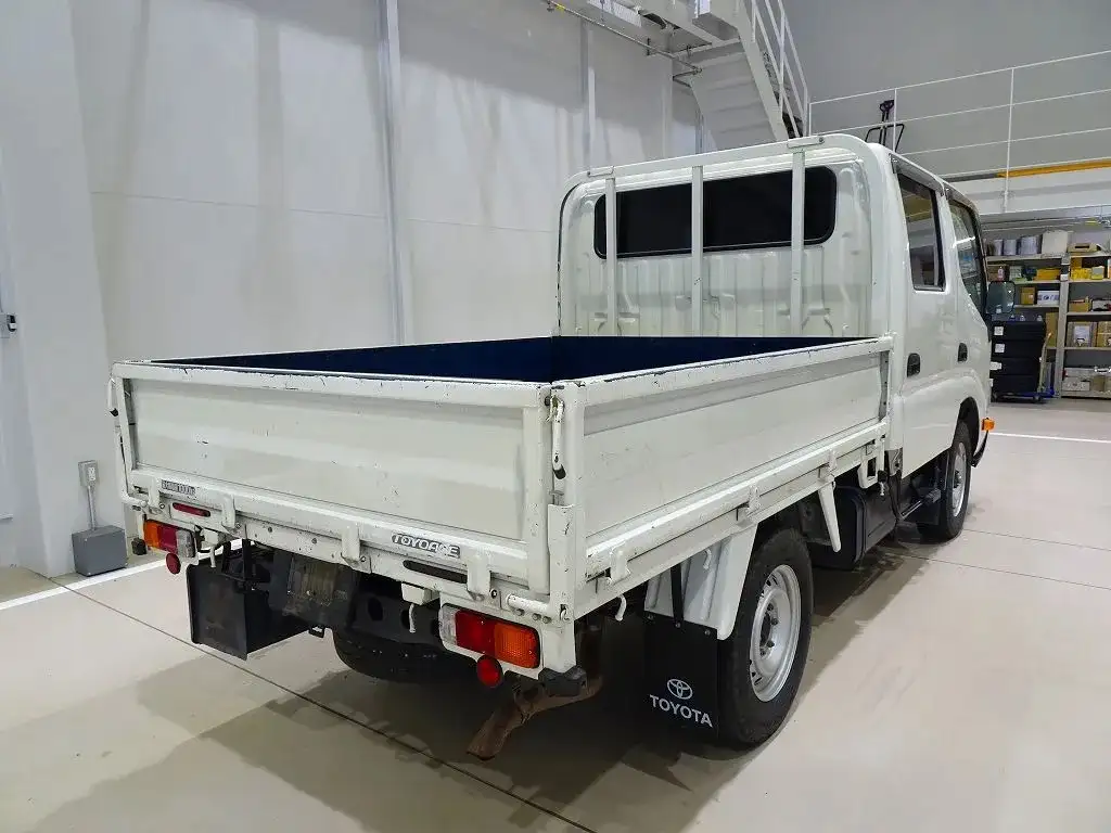 トヨタ トヨエース 小型 平ボディ Wキャブ LDF-KDY281の中古トラック画像2