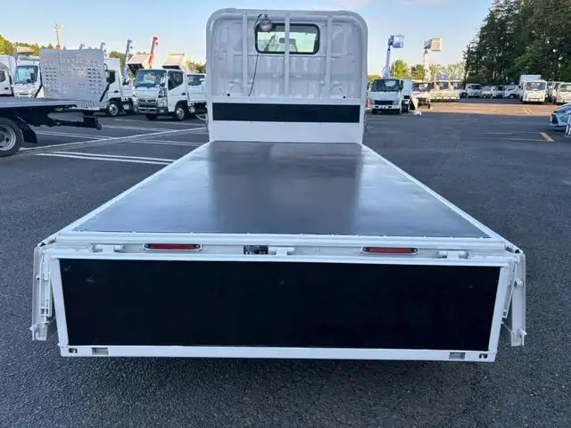トヨタ ダイナ 小型 平ボディ  H28の中古トラック画像4