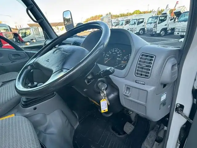 トヨタ ダイナ 小型 平ボディ  H28の中古トラック画像11