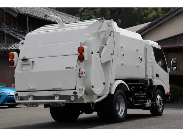 日野 デュトロ 小型 パッカー車 巻き込み式 回転ダンプ式の中古トラック画像2
