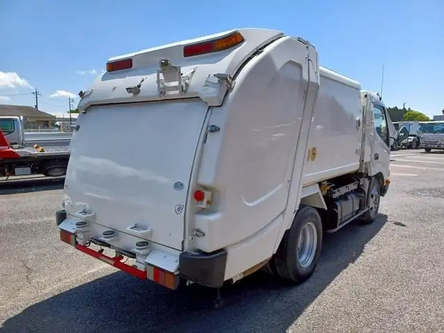 日野 デュトロ 小型 パッカー車 巻き込み式 回転ダンプ式の中古トラック画像3
