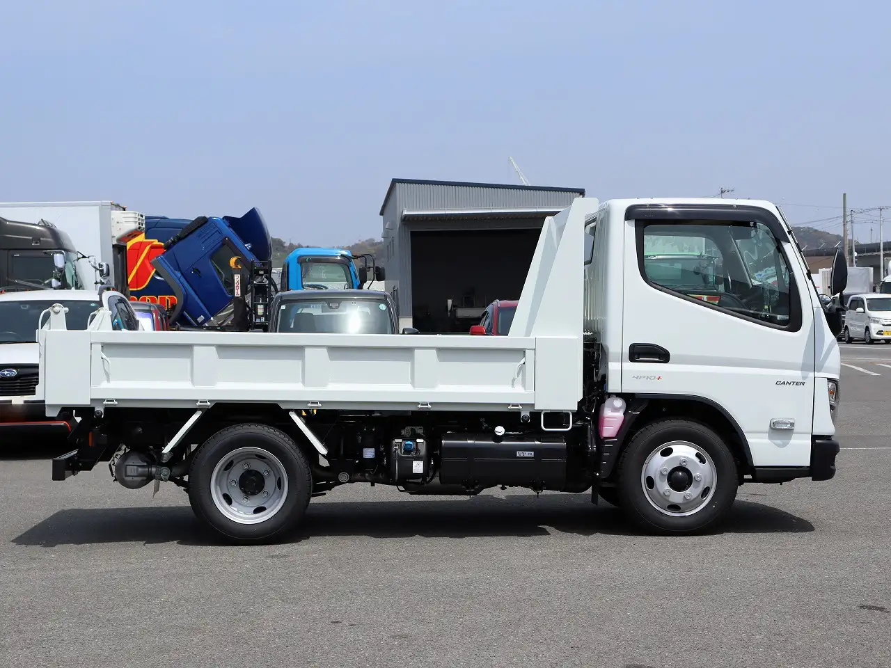 三菱 キャンター 小型 ダンプ 2RG-FBA60 R7の中古トラック画像2