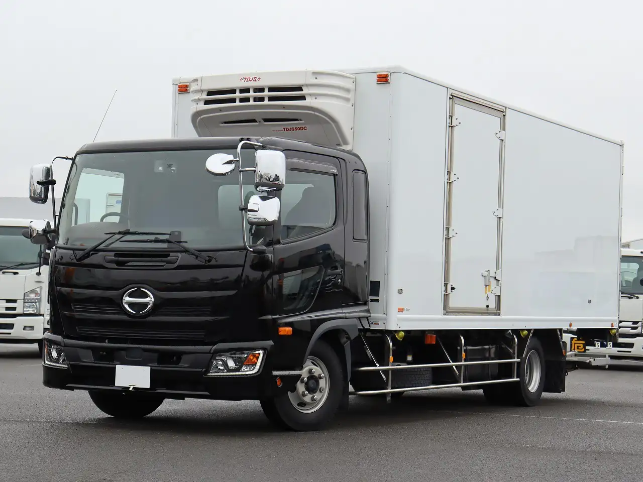 日野 レンジャー 中型/増トン 冷凍冷蔵 低温 パワーゲートの中古トラック画像1