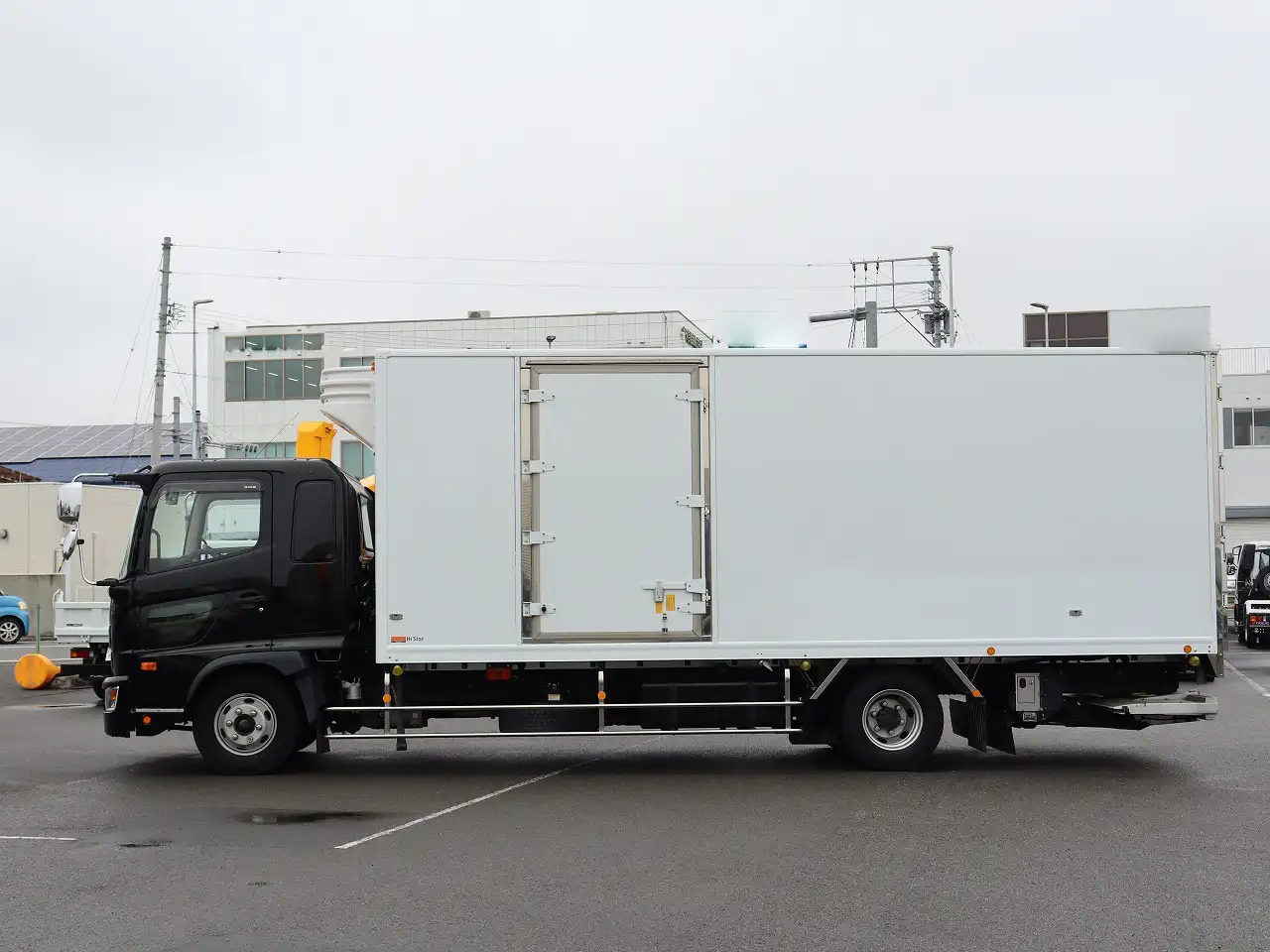 日野 レンジャー 中型/増トン 冷凍冷蔵 低温 パワーゲートの中古トラック画像3