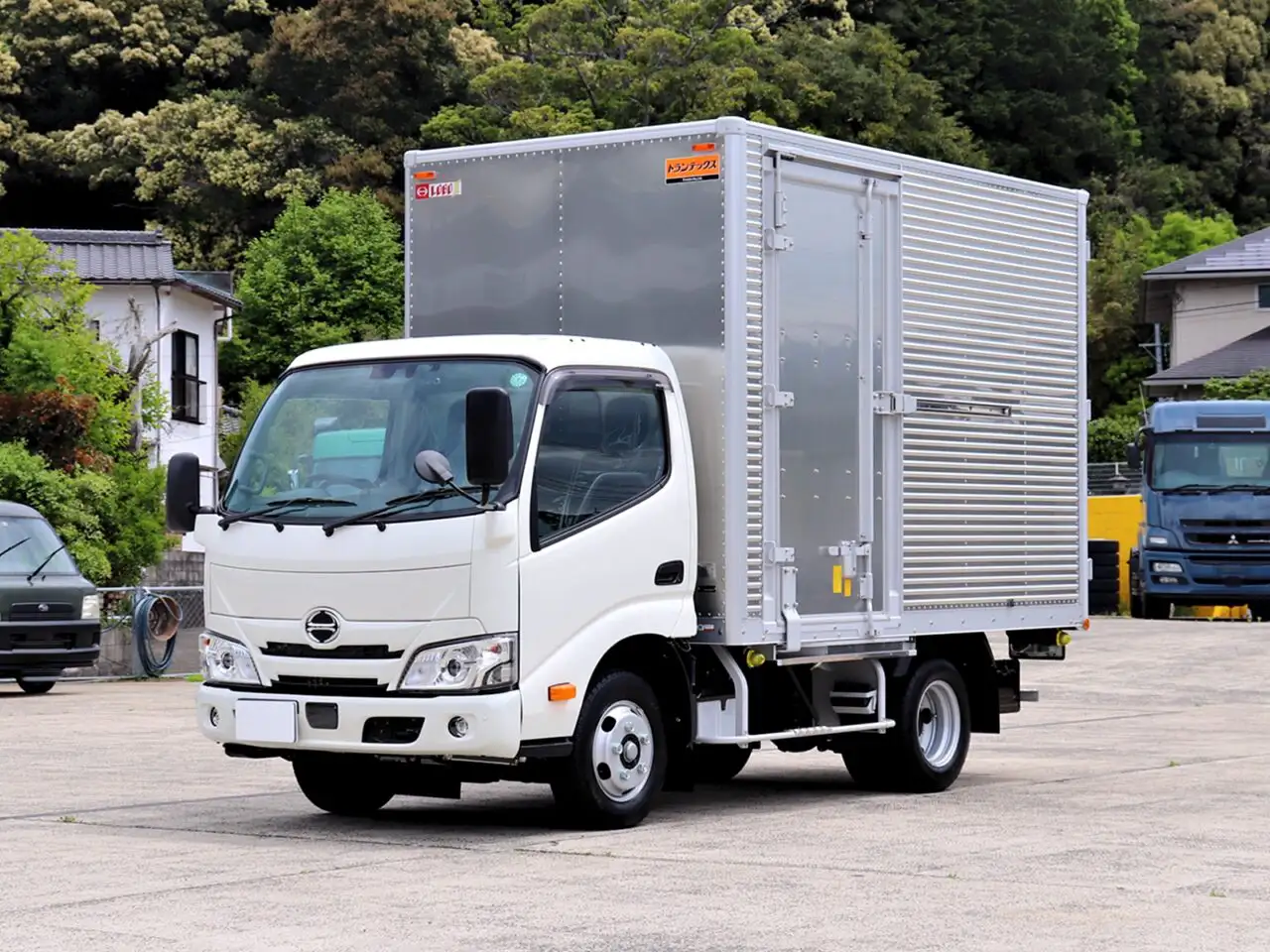 日野 デュトロ 小型 アルミバン サイドドア 2KG-XZC605M｜画像1